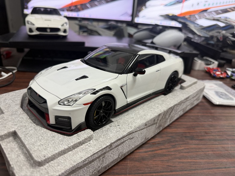 [開箱]1/18 Nissan GT-R Nismo R35 2022