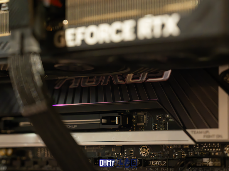 40週年超頻特仕板 技嘉 X870 AORUS INFINITY