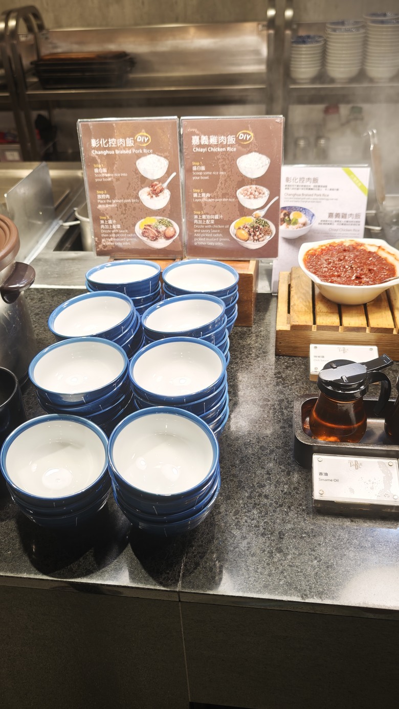 我們家的三天兩夜東部/北部泡湯之旅 - Day1~ Day2 - 礁溪寒沐酒店 / 行政酒廊初體驗 / 回巢農場看動物~