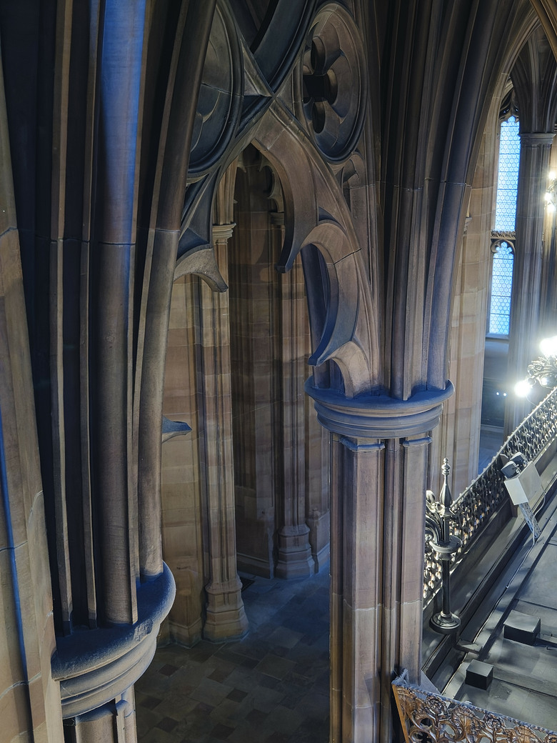 曼徹斯特的光與石：John Rylands Library & Manchester Cathedral