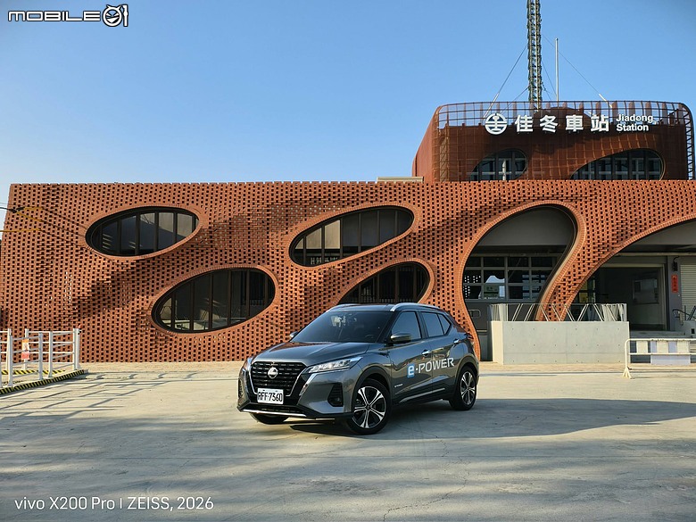 點我看大圖 Nissan Kicks e-Power / 讓歷史繼續生活:佳冬車站的新與舊之間
