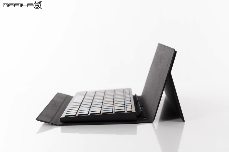 RAZER JORO 攜帶式遊戲鍵盤/BASILISK MOBILE 滑鼠開箱體驗 提供行動遊戲玩家更好的輸入操作選擇