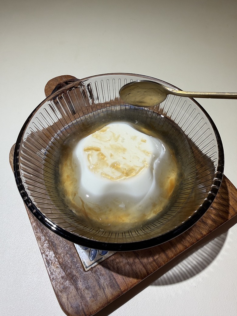 點我看大圖 【吃法分享】有人也會把即飲燕窩拿來搭配其他甜點嗎?