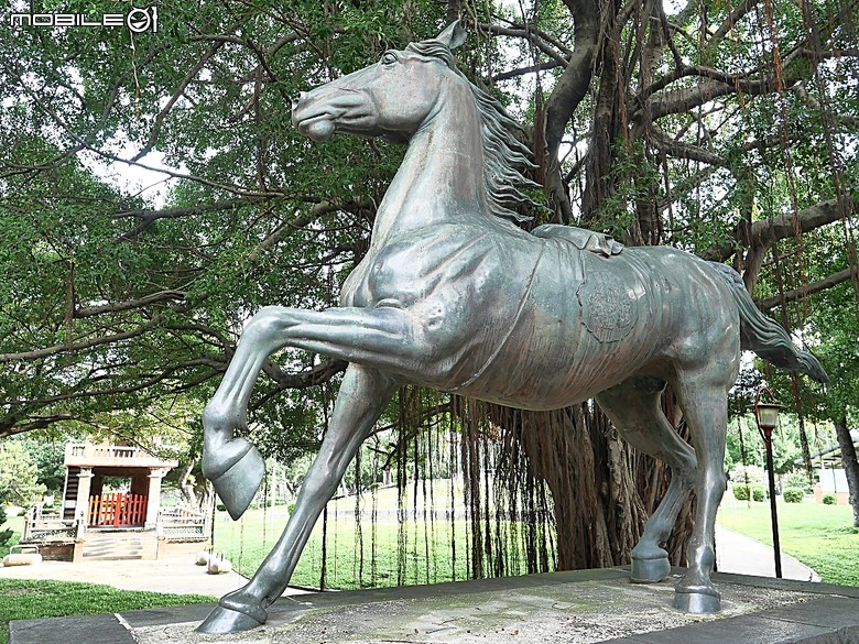 臺中公園、彰化銀行、臺中火車站 — 快閃臺中半天憶童年小旅行