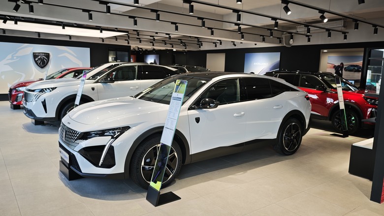 桃園荃程汽車參訪 - 依照Stellantis Brand House 全球規範打造之亞太區第二座據點