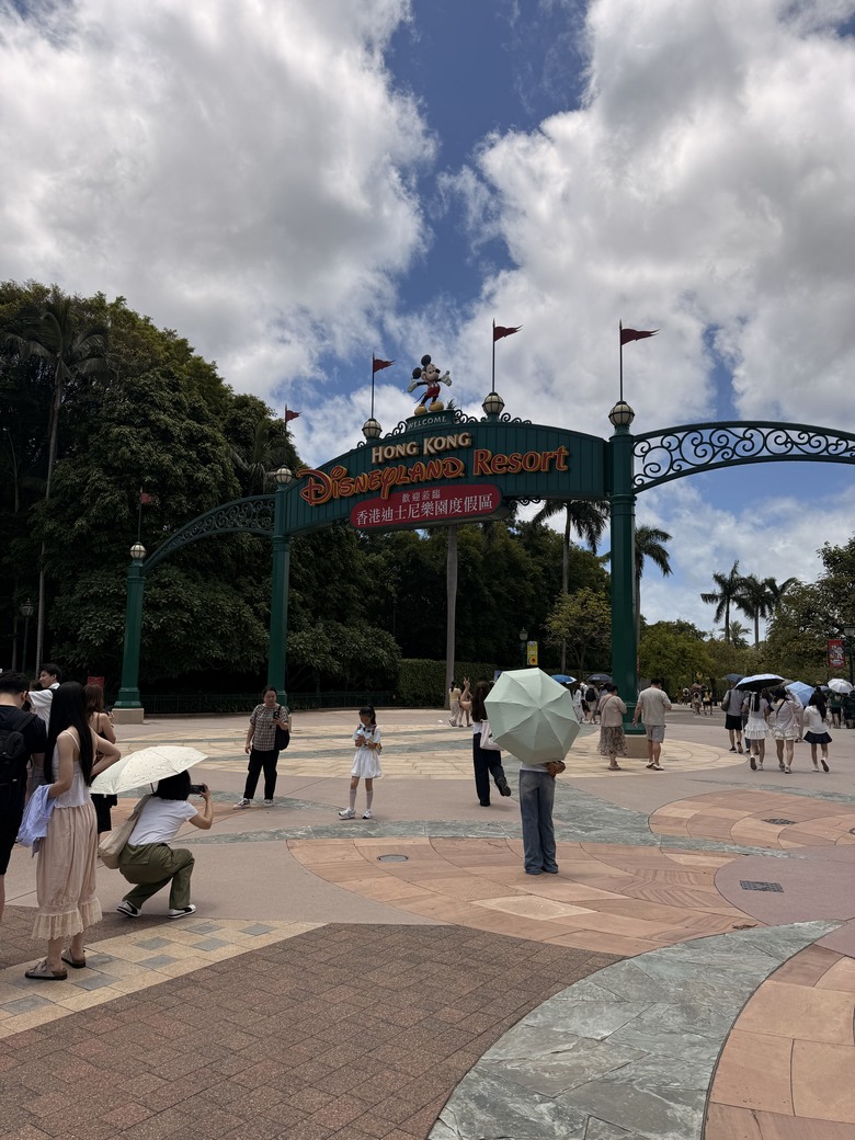 香港迪士尼一日遊怎麼玩？第一次去的實際經驗