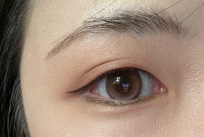 長大後才懂,自然系隱眼真的比較耐看