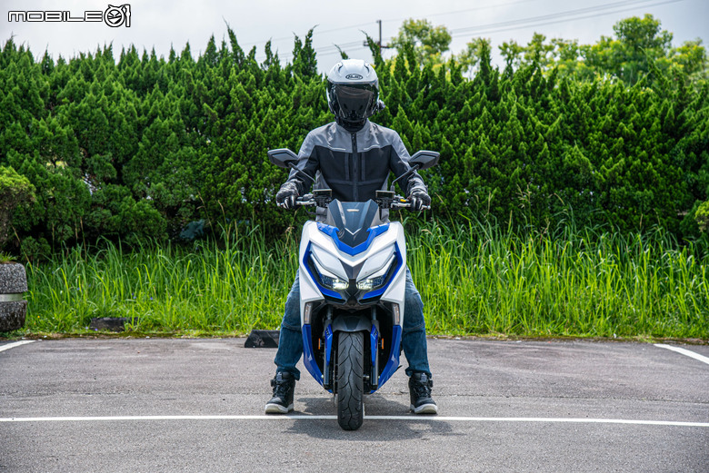 點我看大圖 KYMCO G7 試駕|電推輕量轉生,旗艦跑旅降臨