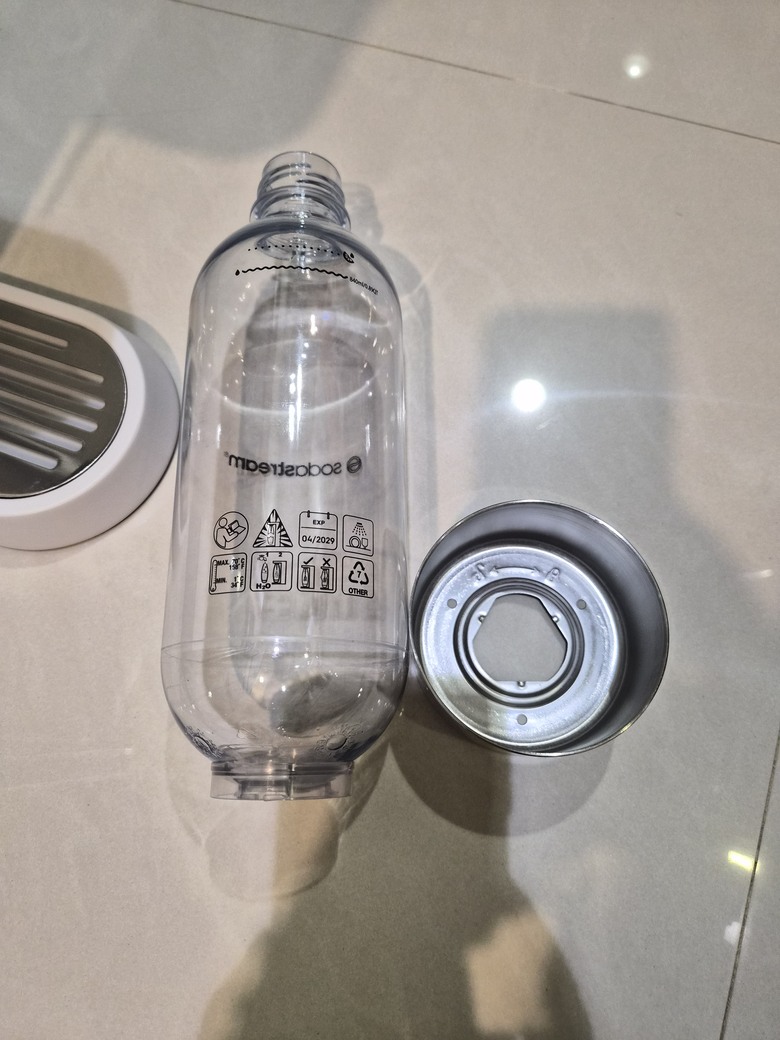 開箱Sodastream ENSO氣泡水機 銀月沙