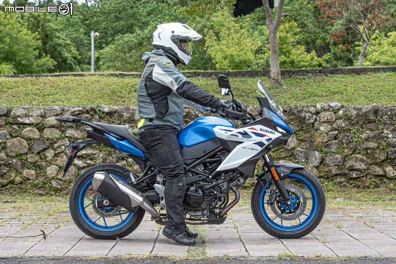 點我看大圖 2026 SUZUKI SV-7GX 試駕報告|V雙風味依然經典,熱血可以更加舒適!
