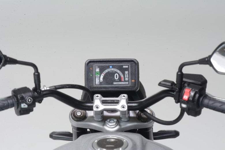 【模型製作】TAMIYA 1/12 HONDA CB1000F (圖多)