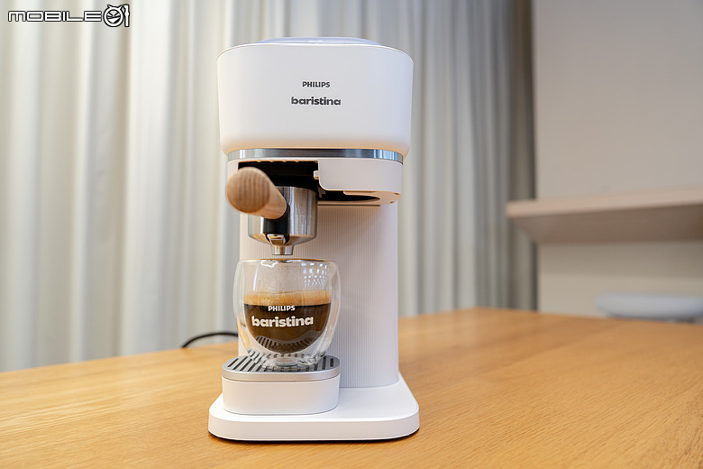 飛利浦 Philips Baristina 一滑即萃義式咖啡機開箱實測|一滑完成現磨咖啡,讓每天在家喝精品咖啡變得更簡單