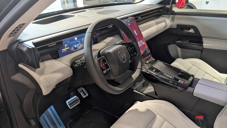 桃園荃程汽車參訪 - 依照Stellantis Brand House 全球規範打造之亞太區第二座據點