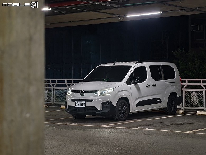 點我看大圖 替生活多留一點位置 / Citroën Berlingo
