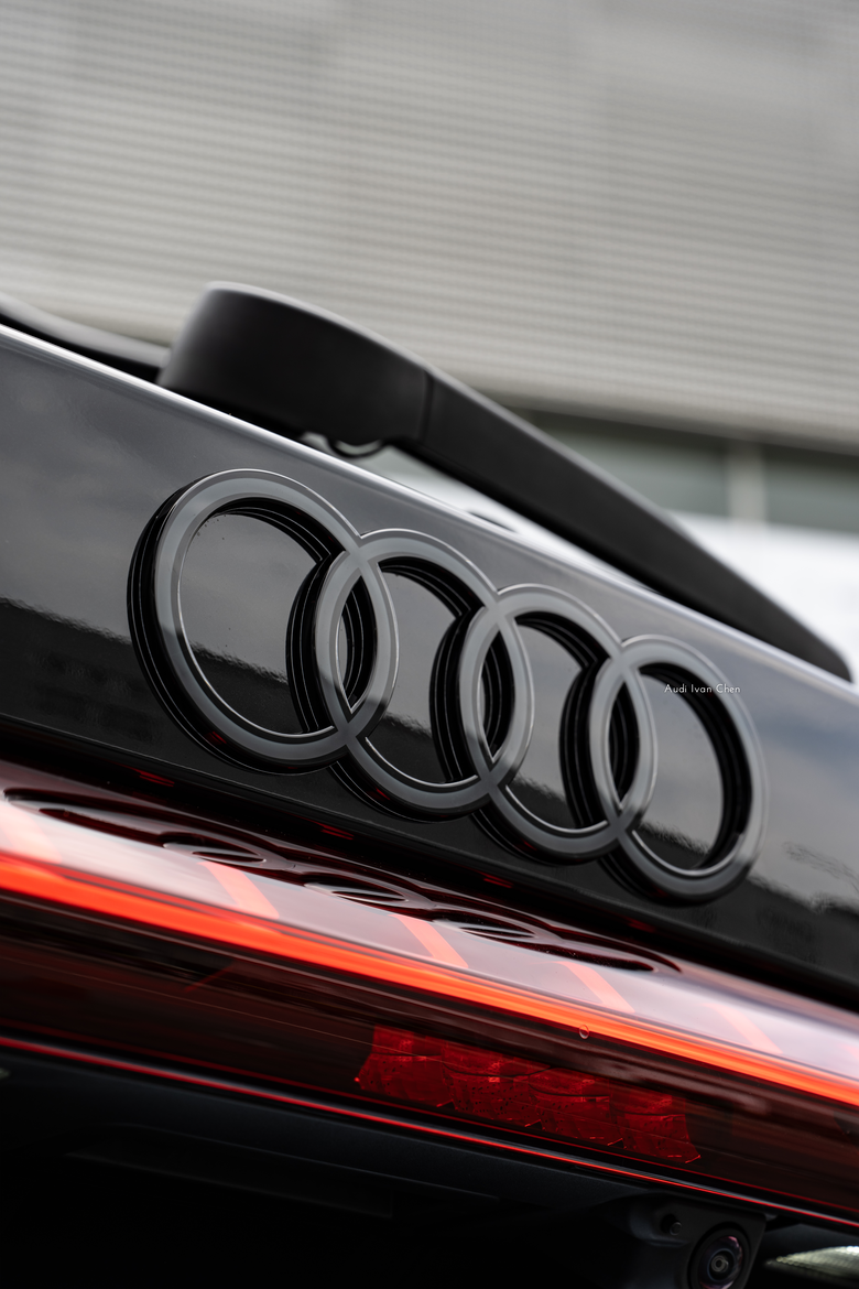 交車分享|A5 Avant TFSI 110kW S line|金屬神迷黑・Mythos Black・0E
