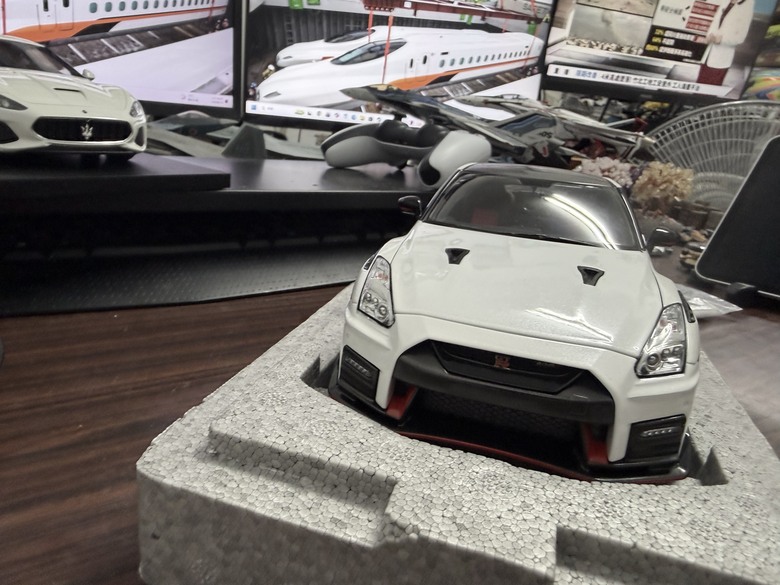 [開箱]1/18 Nissan GT-R Nismo R35 2022