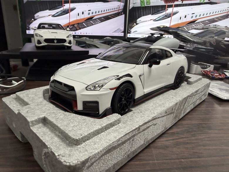 [開箱]1/18 Nissan GT-R Nismo R35 2022