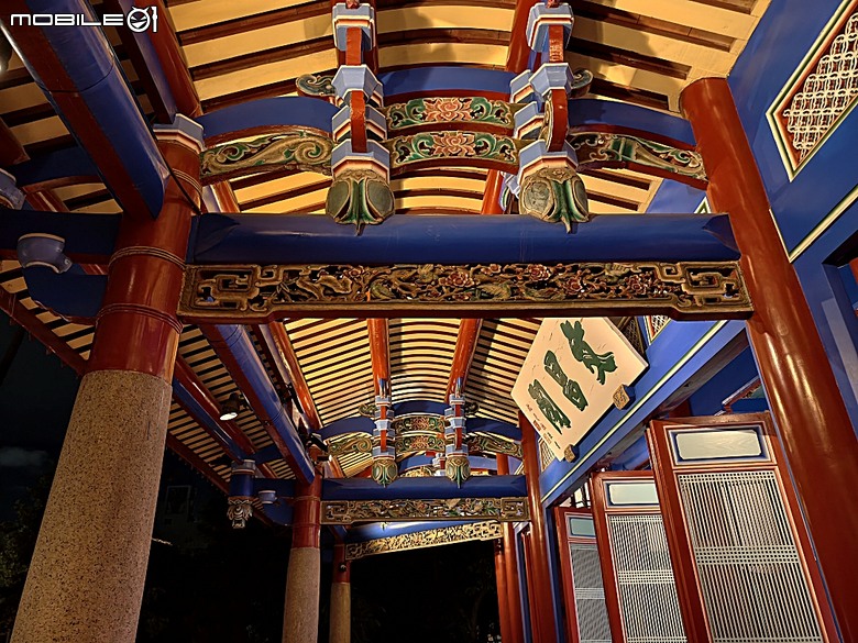 赤崁樓、祀典武廟、祀典大天后宮、開基靈祐宮、開基天后宮…,還有阿江炒鱔魚與成功路米糕 — 臺南市區國定古蹟之一夜遊不完