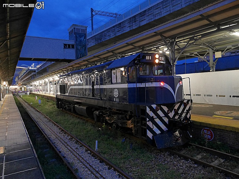 臺中公園、彰化銀行、臺中火車站 — 快閃臺中半天憶童年小旅行