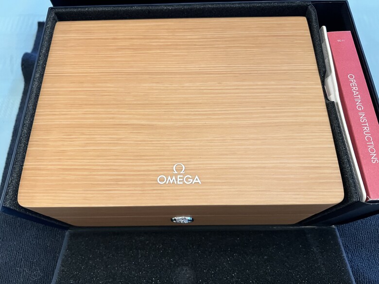 【荒謬的媽媽給荒謬開門】 Omega炫技之作Planet Ocean 6000M！