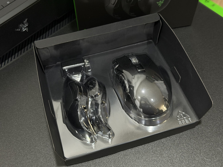 【開箱｜心得】三側板隨心更換，多達23顆自定義按鍵｜Razer Naga V3 Pro
