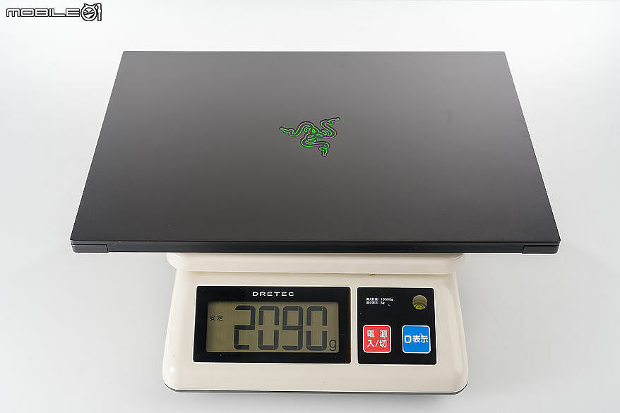 Razer Blade 16(2026) 測試報告｜無需妥協的輕薄與強效