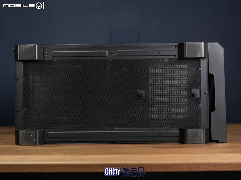 木紋成癮症？ANTEC P30 ARGB 機殼