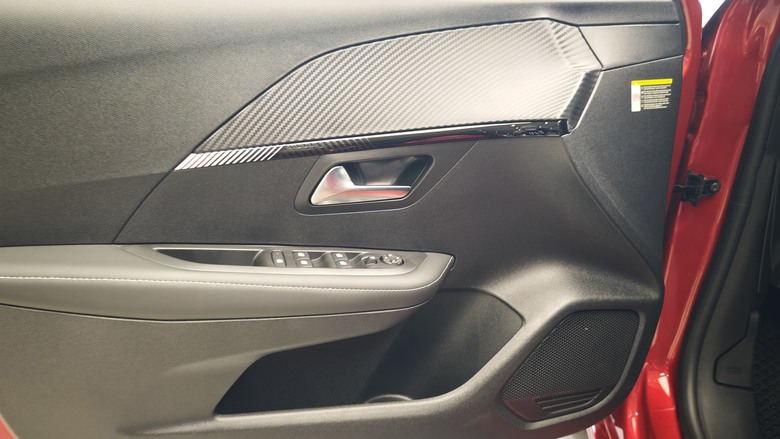 一個願望的實現 - Peugeot 208 小改款試駕