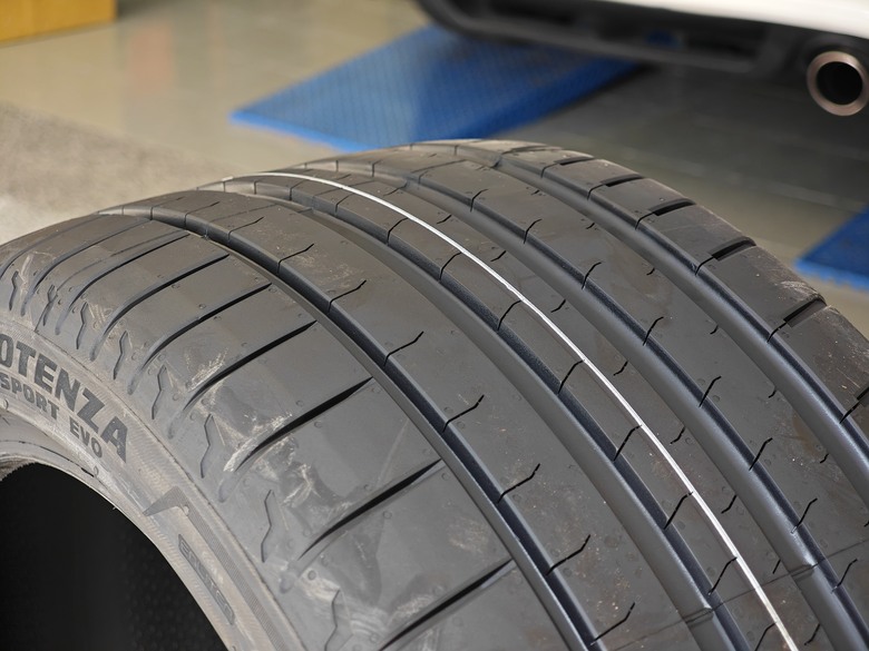 [換胎分享] G30 530d Bridgestone Potenza Sport Evo