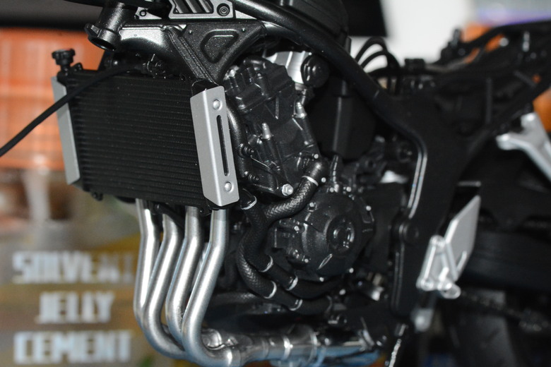 【模型製作】TAMIYA 1/12 HONDA CB1000F (圖多)
