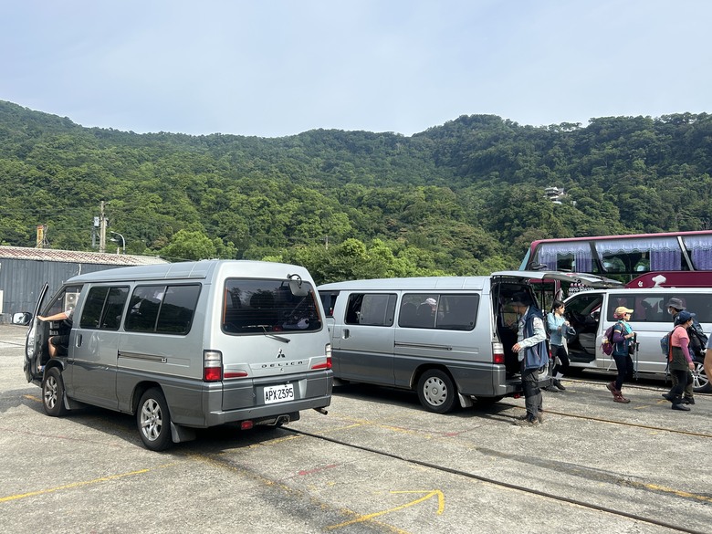 苗 栗 最 高 峰 加 里 山 ( 台 版 富 士 山 )