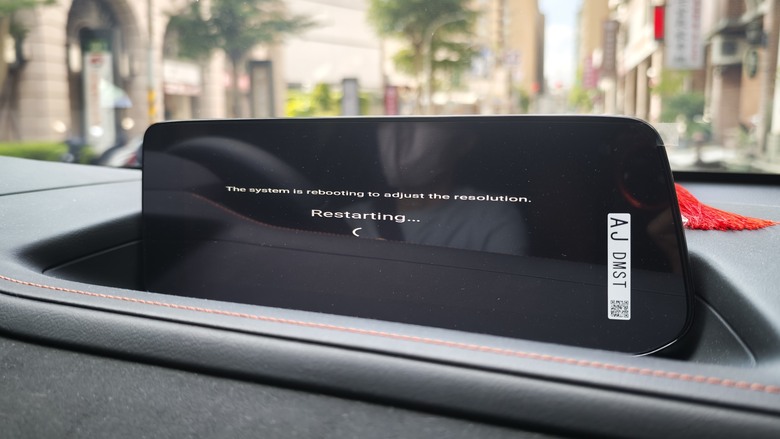 我的車載智能娛樂系統 - Ottocast OttoAibox P3 Pro 開箱分享~