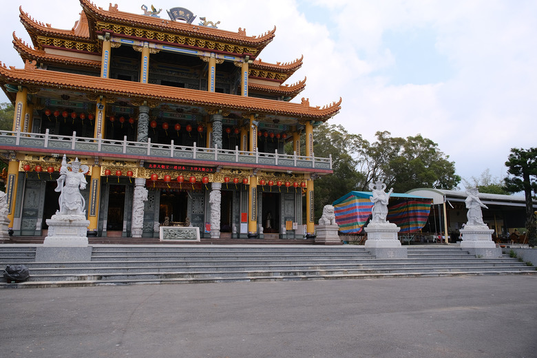 【台南鈺鼎步道.糖子恩山】一覽南化水庫美景，挑戰1470階也值得！