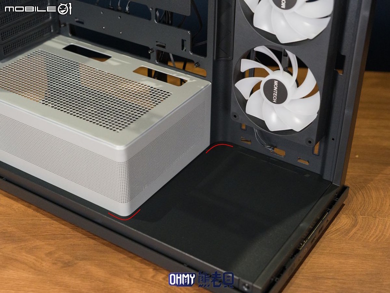 效能、價格我都要！君主 TG3海景機殼 ft. PureFlow ARGB 水冷散熱器