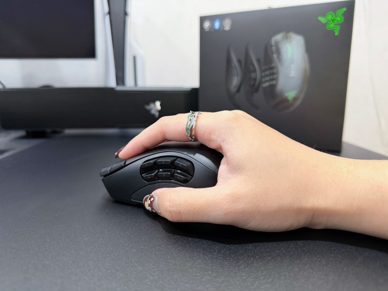 【開箱｜心得】三側板隨心更換，多達23顆自定義按鍵｜Razer Naga V3 Pro