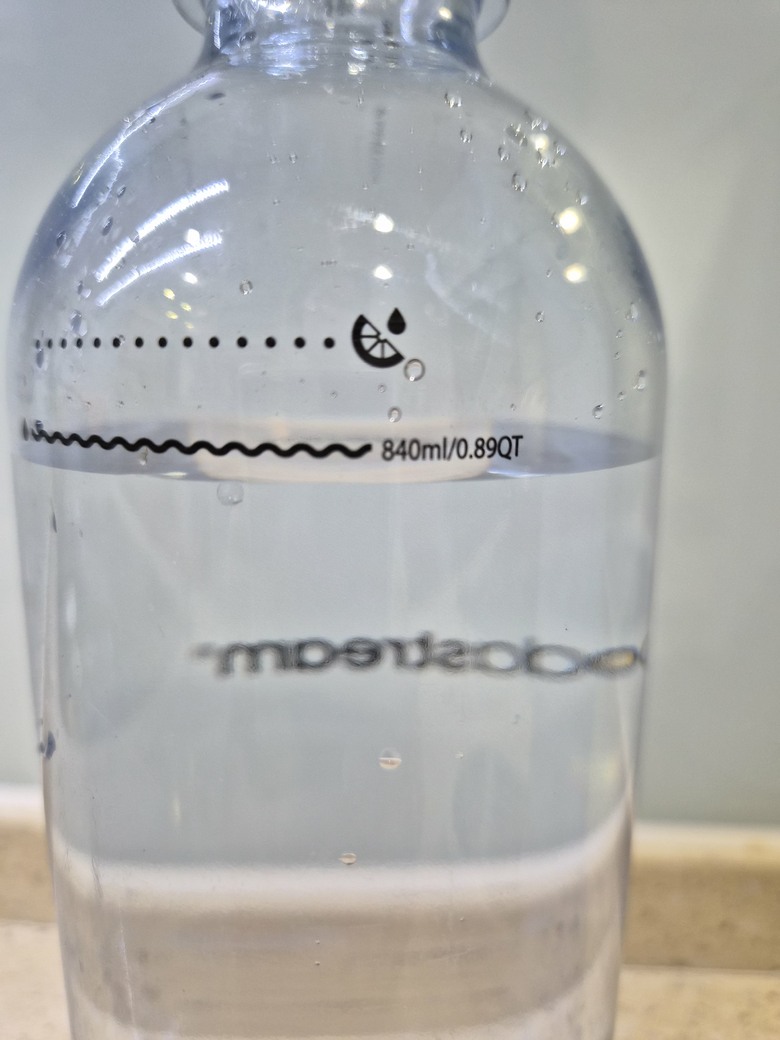 開箱Sodastream ENSO氣泡水機 銀月沙