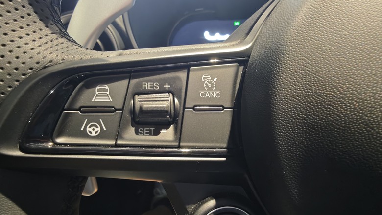 桃園荃程汽車參訪 - 依照Stellantis Brand House 全球規範打造之亞太區第二座據點