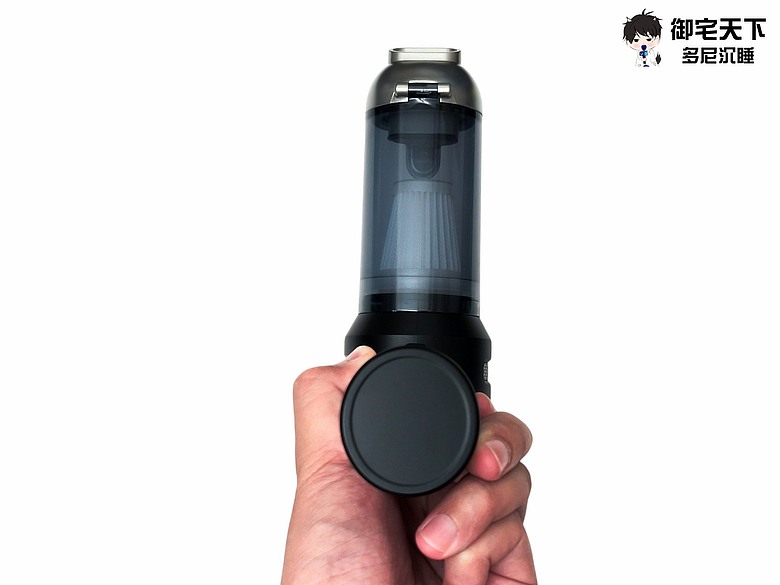 開箱｜【KOCA科卡】Dusty Mini 1 無線手持吸塵器 - 小坪數房間、辦公桌、車家都適用，能吹、能吸兩用清潔神器！