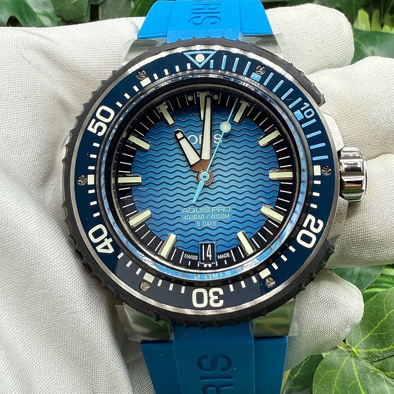 【荒謬的媽媽給荒謬開門】 Omega炫技之作Planet Ocean 6000M！