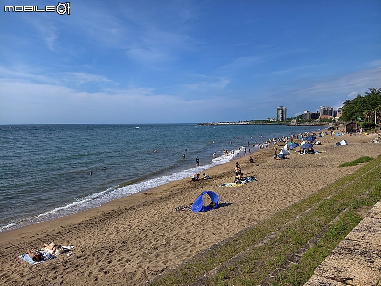 沙灘皮克敏探索之新北市篇 — 萬里海水浴場、金山中角、貢寮福隆海水浴場、石門白沙灣、三芝淺水灣、淡水沙崙、淡江大橋,還有Bossa Nova巴莎諾瓦海景餐廳與依海廚房之吃吃喝喝