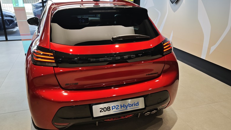 一個願望的實現 - Peugeot 208 小改款試駕