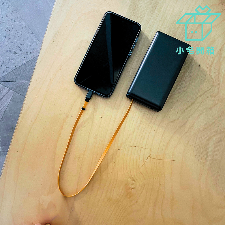 點我看大圖 【小宅開箱】從電芯到充電體驗全面升級!PHILIPS GoodCube半固態行動電源開箱