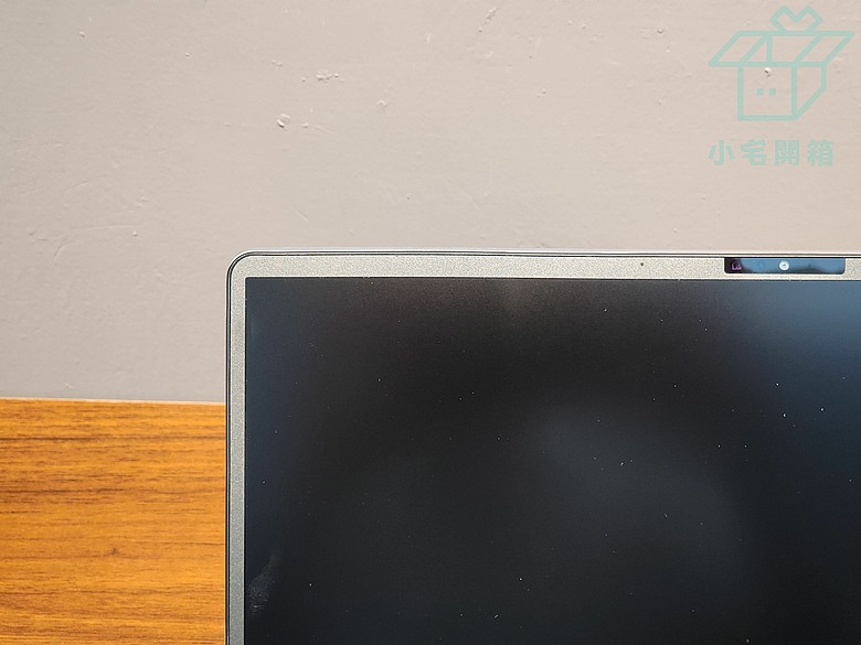 點我看大圖 【小宅開箱】華碩無畏Pro 14 2026 (M5450GA)全新模俱全能日常辦公室輕薄筆電