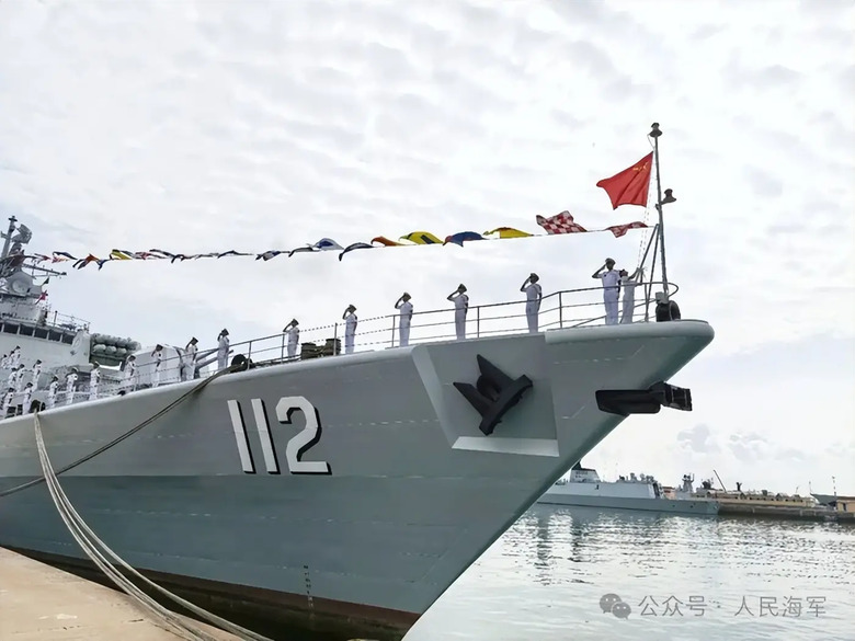 112舰退役！
