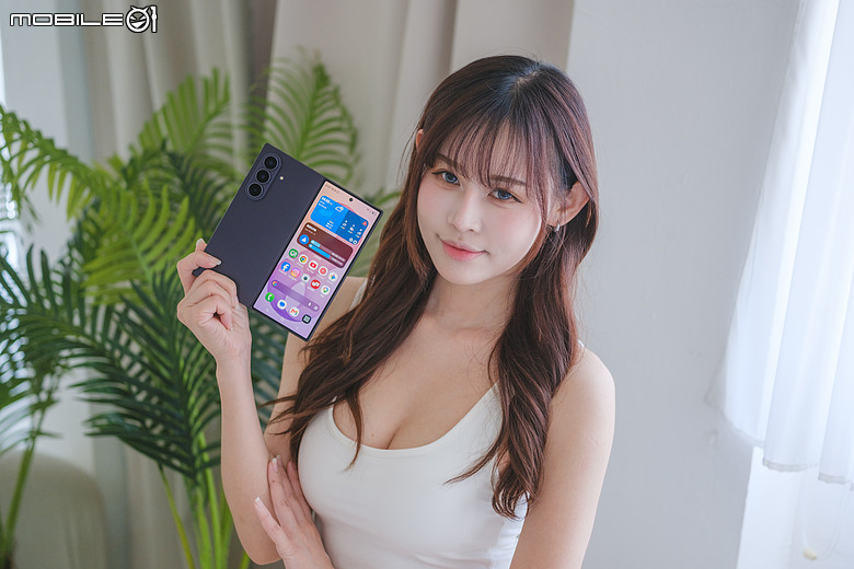 Samsung Galaxy Z Fold8 Ultra 評測報告｜輕薄手感與極致多工的完美平衡！