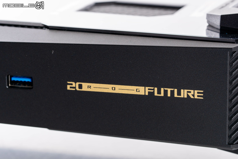 ROG NUC16 Edition 20 電競迷你電腦開箱實測 要價近 20 萬的迷你主機最強之作！