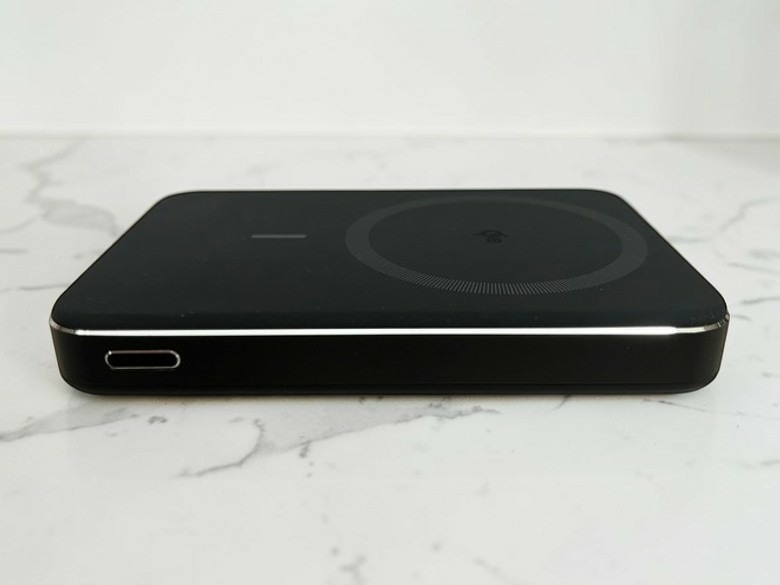 [開箱] Anker MagGo Power Bank (10K, Slim) 行動電源
