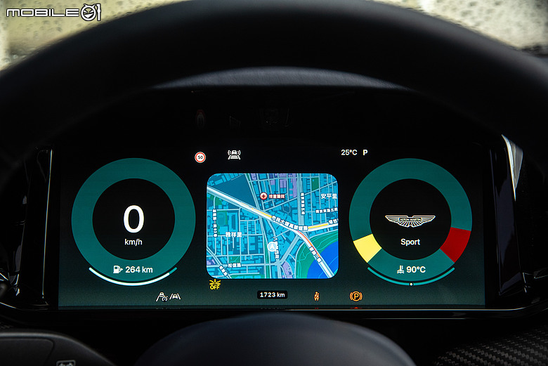 與車輛更緊密結合!Apple CarPlay Ultra實際體驗 feat. Aston Martin Vantage S