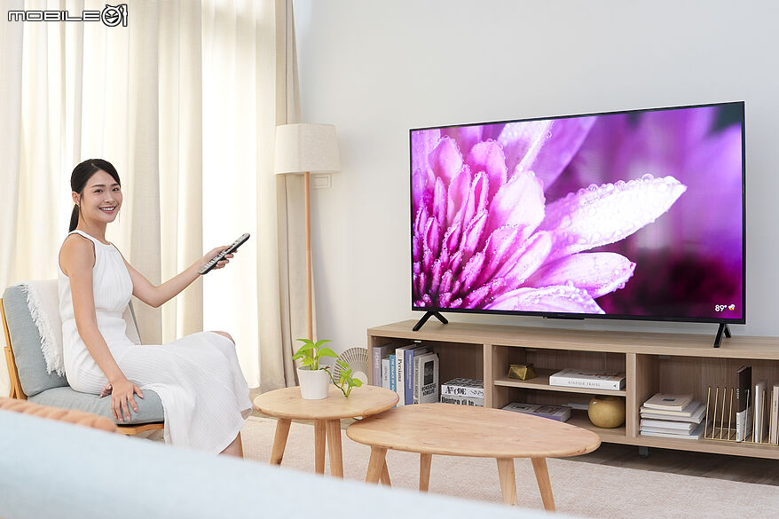點我看大圖 Panasonic TN-65W83CGT 體驗報告|大尺寸 QLED、獨家真六原色與 Google TV 智慧家庭娛樂一次到位