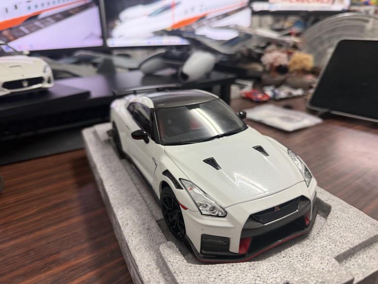 [開箱]1/18 Nissan GT-R Nismo R35 2022